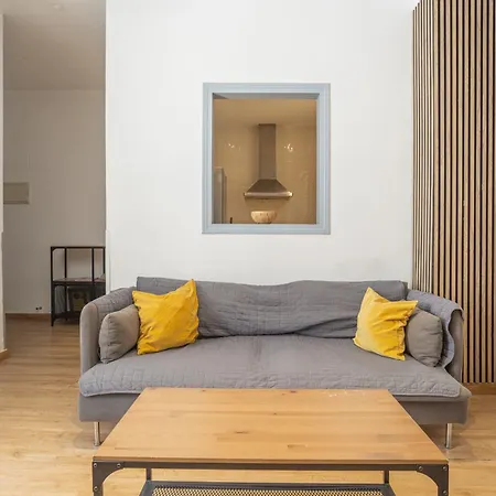 Stylish 2 Bedroom With Patio 马拉加